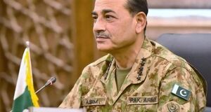 عاصم منیر وارد تهران شد