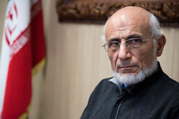 میرسلیم:  هیچ اصلاحی بدون مهار زالو صفتان میسر نیست