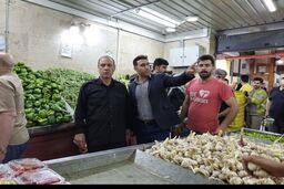 فرماندار تهران: ذخایر کافی اقلام اساسی در فروشگاه‌های پایتخت