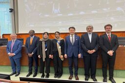 تجلیل سفیر ایران از دانشجویان ایرانی برگزیده در نخستین دوره مسابقات شبیه‌سازی حقوقی در ژنو
