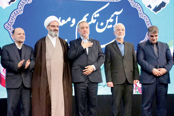 وفاق در استان احمدی‌نژاد و روحانی/بررسی روی کار آمدن دولت وفاق و انتخاب محمدجواد کولیوند به‌عنوان استاندار سمنان