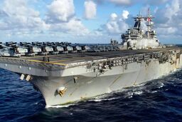 تغییر مسیر ناو آمریکایی USS Boxer