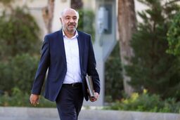 میدری: هدف دولت حفظ ثبات قیمت کالاهای اساسی است