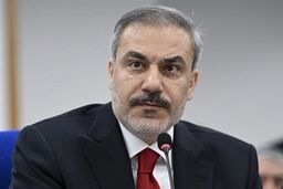 فیدان: به تلاش‌ها برای میانجیگری میان ایران و آمریکا ادامه می‌دهیم