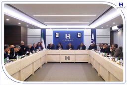 نشست اعضای کمیسیون اقتصادی مجلس با مدیرعامل و مدیران ارشد بانک صادرات ایران برگزار شد/ تقدیر نمایندگان مجلس از روند اصلاحات و ارتقای خدمات در بانک صادرات ایران