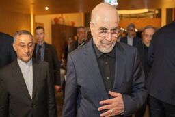 رمزگشایی از نشان سینه قالیباف در مذاکرات سوئیس