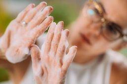 بهترین قرص برای وسواس فکری + چطور با قرص OCD را کنترل کنیم؟