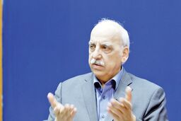 تحلیل حسین عبده تبریزی از چند نرخی بودن ارز در ایران 