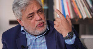 مهاجری ارسال پالس جنگ از سوی روحانی را ادعایی خنده‌دار دانست