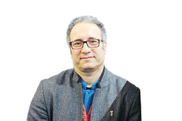 کنار میهنم هستم، به همین سادگی