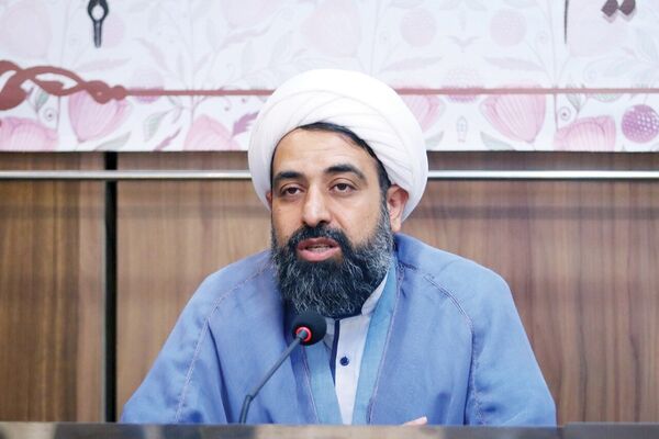 در اصفهان چه خبر است؟گفت وگو با محسن مظاهری رئیس ستاد امر به معروف و نهی از منکر استان اصفهان درباره تذکر ها و پیامک های حجاب