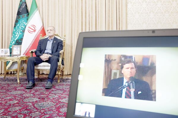 پزشکیان در گفت‌وگو با تاکر کارلسون مواضع ایران را اعلام کرد/ علیه ترور آماده مذاکره