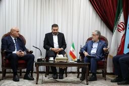 امضای تفاهم‌نامه اعطای بورس تحصیلی به دانشجویان عراقی