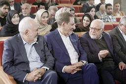 مدیران ارشد  دولت روحانی در رونمایی کتاب خاطرات اسحاق جهانگیری از روند انحراف از ریل توسعه گفتند/ ژنرال‌های خانه‌نشین