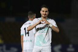 واکنش طاهری به انتقال جنجالی به نساجی؛ یا پرسپولیس یا هیچ‌جا!