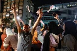 هشدار قاطع قرارگاه مرکزی خاتم‌الانبیاء به اسرائیل: نقض آتش‌بس در لبنان با پاسخ سخت ایران روبرو خواهد شد

