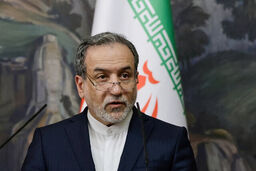 عراقچی: آمریکا و اسرائیل از توانمندی‌های دفاعی ایران مطلع هستند
