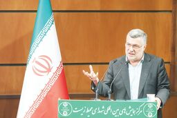 وزیر بهداشت: هنوز به ایام پیک ابتلا به آنفولانزا نرسیده‌ایم