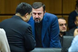 معاون وزیر خارجه ایران: در دیدار با نمایندگان سه کشور اروپایی توافق شد گفتگوهای دیپلماتیک ادامه پیدا کند