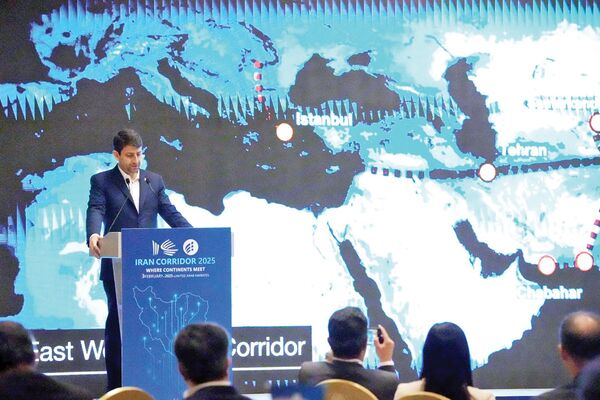 ایران؛ پل داده/ستار هاشمی در رویداد ایران کریدور 2025 از آمادگی ایران برای تبدیل خاورمیانه به منطقه پیشران هوش مصنوعی جهان خبر داد