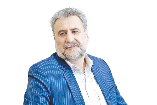 حشمت‌الله فلاحت‌پیشه رئیس اسبق کمیسیون امنیت ملی مجلس: انتصاب لاریجانی پیام پرهیز از افراطی‌گری دارد