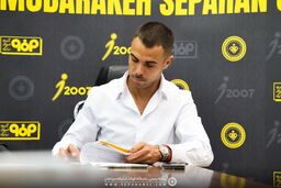 دعوای تراکتور و سپاهان بالا گرفت
