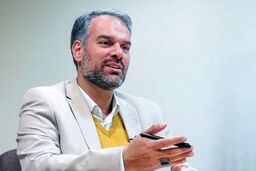 رشیدی کوچی: اتفاقاً آن چیزی که برخلاف عقلانیت بود، فیلترینگ بود نه رفع آن