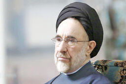 همبستگی مردم را نشانه رفته‌اند/ ارزیابی فعالان سیاسی از بیانیه اخیر سیدمحمد خاتمی
