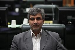نماینده مجلس: ۶۲ درصد نقدینگی کشور در تهران متمرکز شده است