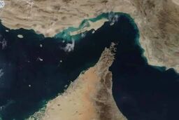 ادعای وزیر انرژی آمریکا درباره عبور شبانه نفتکش‌ها از تنگه هرمز زیر سایه آمارهای رهگیری