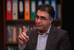 سعدوندی: رفع تحریم‌ها بدون تغییر شیوه حکمرانی، مشکلات اقتصاد ایران را حل نمی‌کند