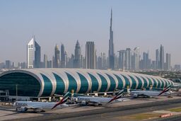 تعلیق ناگهانی پروازهای فرودگاه دبی