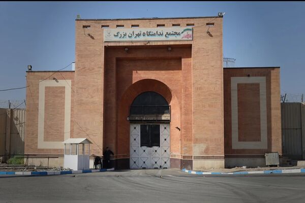 بازگشت پرحاشیه به اوین/زندانیان سیاسی از زندان تهران بزرگ منتقل شدند