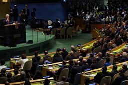 رویترز: واشنگتن در فکر قطع همکاری با نهاد پناهندگان سازمان ملل است