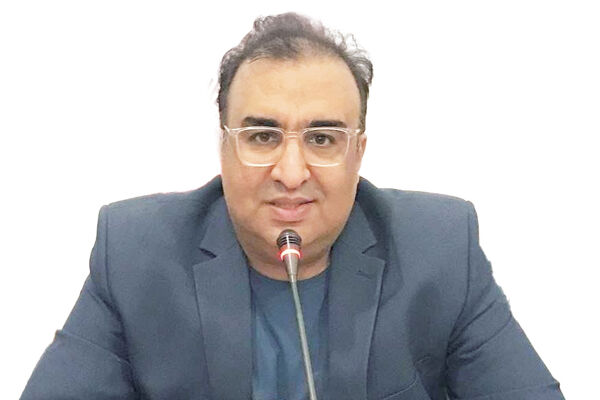 امیر گواهی دبیر جبهه اصلاحات استان خراسان شمالی: استاندار از کنار زدن افراد تکراری نترسد