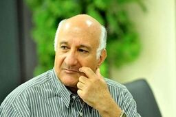 طبیبیان: صلح تورم مزمن را مهار می کند