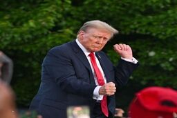 پرونده تبانی دولت ترامپ به جریان افتاد