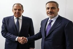 رایزنی لاوروف و فیدان درباره تحولات غرب آسیا و دریای سیاه

