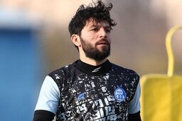 شرط ماندن ستاره ازبک در استقلال